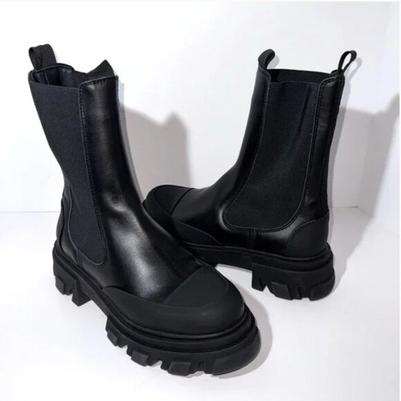 NWB Ganni Cleated Mid Chelsea Boots - Picture 1 of 4